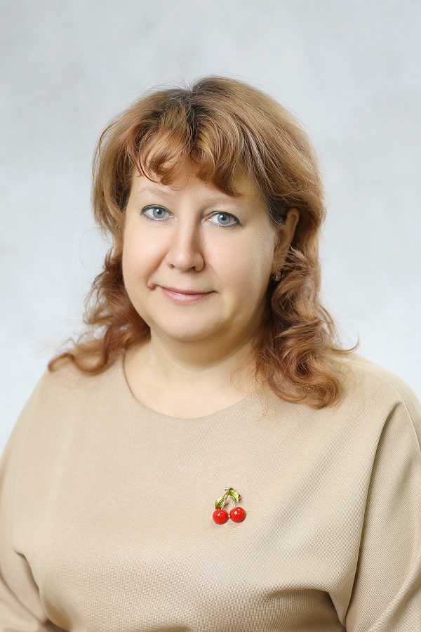 Чебоксарова Яна Николаевна.